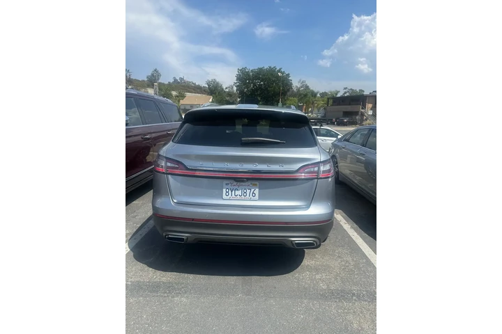 $29900 : Lincoln Nautilus 2021 Reserv image 6