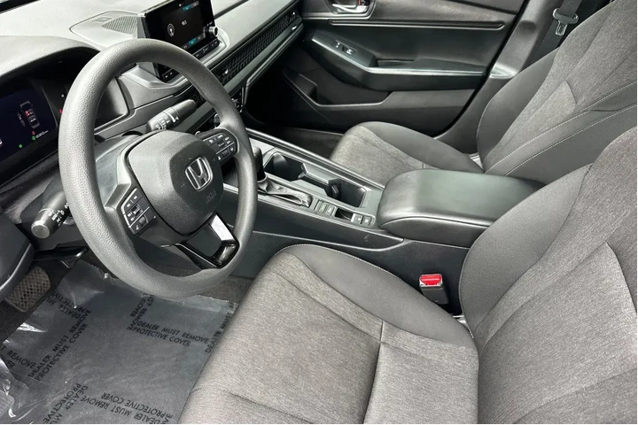 $24588 : Honda Accord 2024 EX 4dr Sed image 9