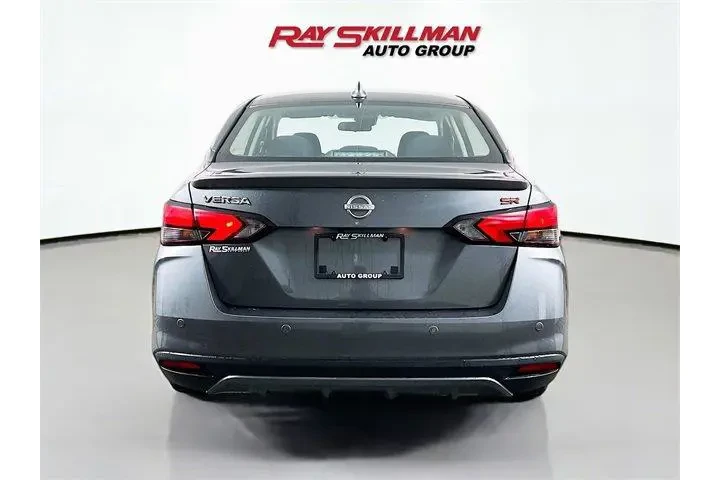 $18975 : Nissan Versa 2024 SR 4dr Sed image 6