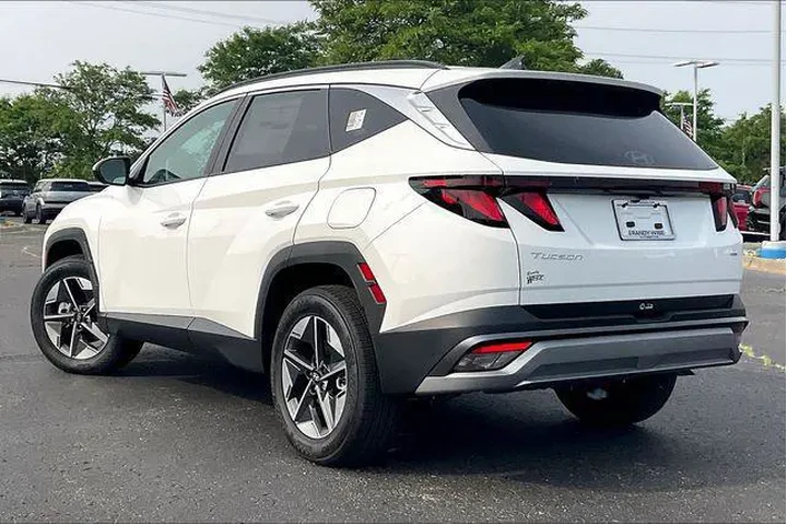 $31312 : Hyundai TUCSON 2025 AWD SEL image 3