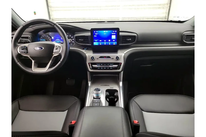 $30998 : Ford Explorer 2022 AWD XLT 4 image 9