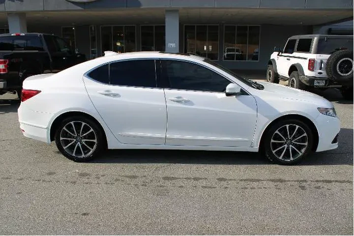 $18850 : Acura TLX 2015 SH-AWD V6 4dr image 2