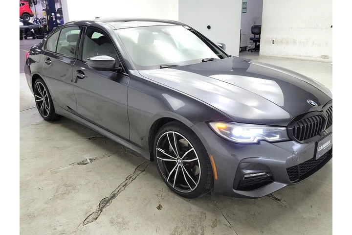 $30998 : BMW 3 Series 2021 AWD 330i x image 1