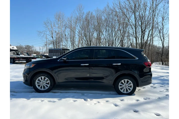 2019 Sorento image 9