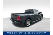 $15998 : Ram 1500 2015 4x2 Express 4d thumbnail