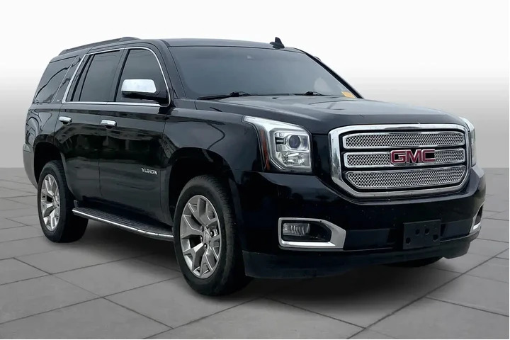 $17878 : GMC Yukon 2016 4x2 SLT 4dr S image 2