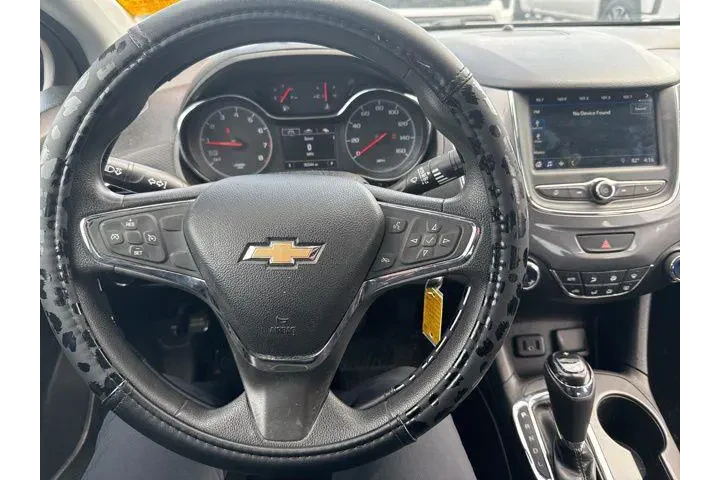 $10998 : Chevrolet Cruze 2019 LT 4dr image 10
