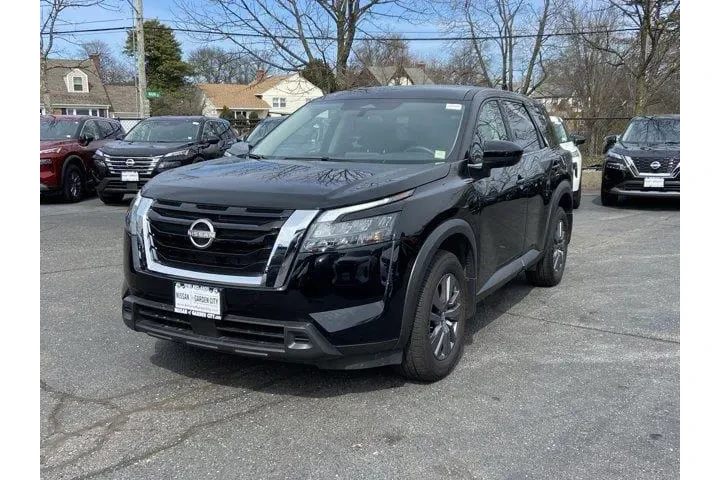 $27487 : Nissan Pathfinder 2024 AWD S image 6