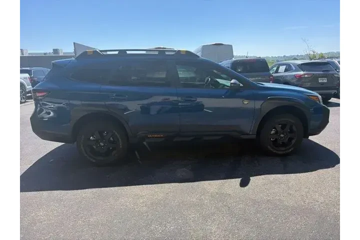 $38590 : Subaru Outback 2025 AWD Wild image 8