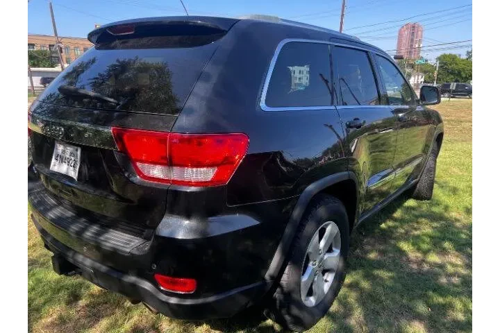 $15495 : 2011 Grand Cherokee Laredo X image 5