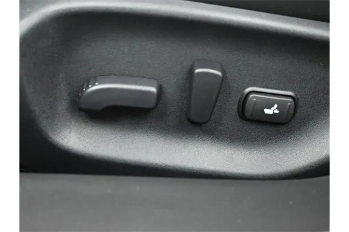 $30701 : INFINITI Q50 2021 Red Sport image 9