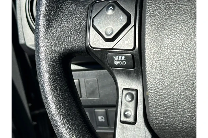 $27980 : Toyota Tacoma 2023 4x2 SR 4d image 10