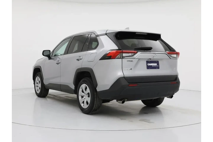 $26998 : Toyota RAV4 2024 AWD LE 4dr image 2