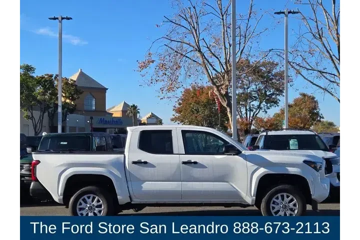 $37277 : Toyota Tacoma 2025 4x4 SR 4d image 9