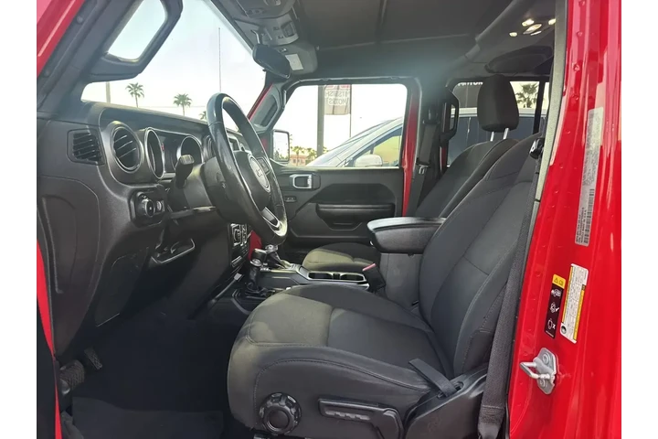 Jeep Wrangler 2023 4x4 Sport image 9