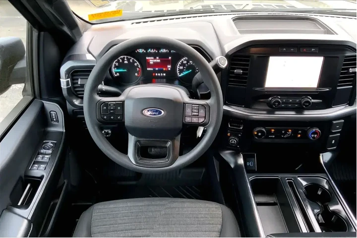 $39416 : Ford F-150 2023 4x4 XL 4dr S image 6