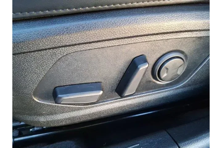 $25999 : Kia K5 2023 GT-Line 4dr Seda image 10