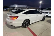 $23719 : Honda Accord 2022 Sport 4dr thumbnail