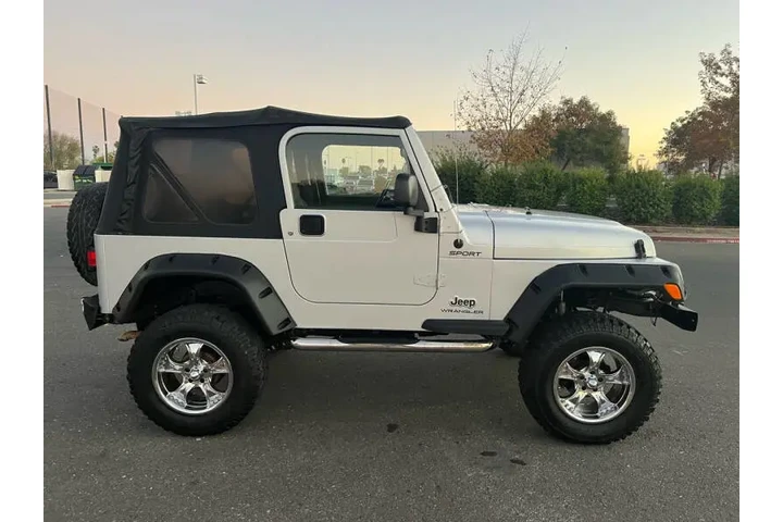 $14995 : 2005 Wrangler Sport image 6