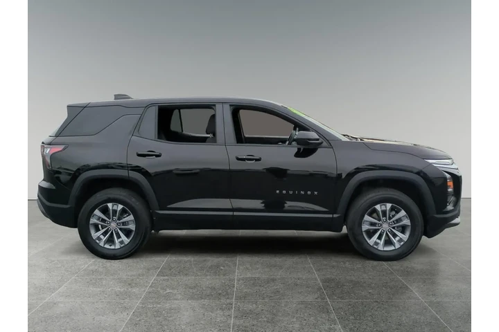$25492 : Chevrolet Equinox 2025 LT 4d image 6