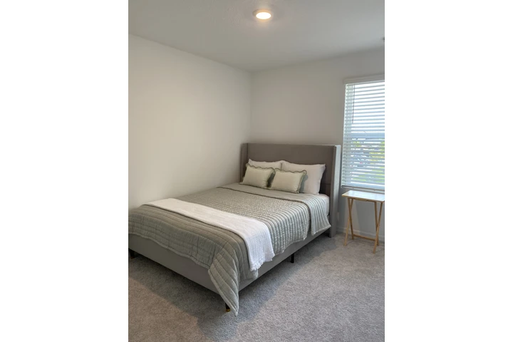 $800 : Room for rent in St. Cloud. image 2