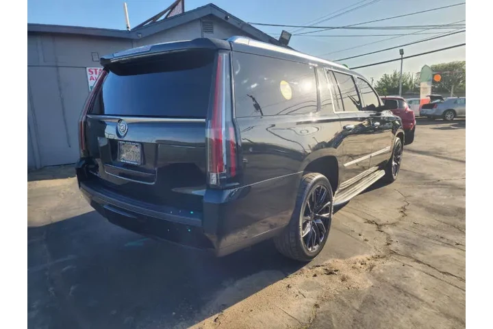 $22999 : 2015 Escalade ESV Premium image 9