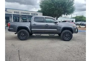 $28998 : Toyota Tacoma 2017 4x2 TRD O thumbnail
