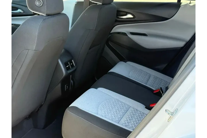 $18289 : Chevrolet Equinox 2023 LS 4d image 9