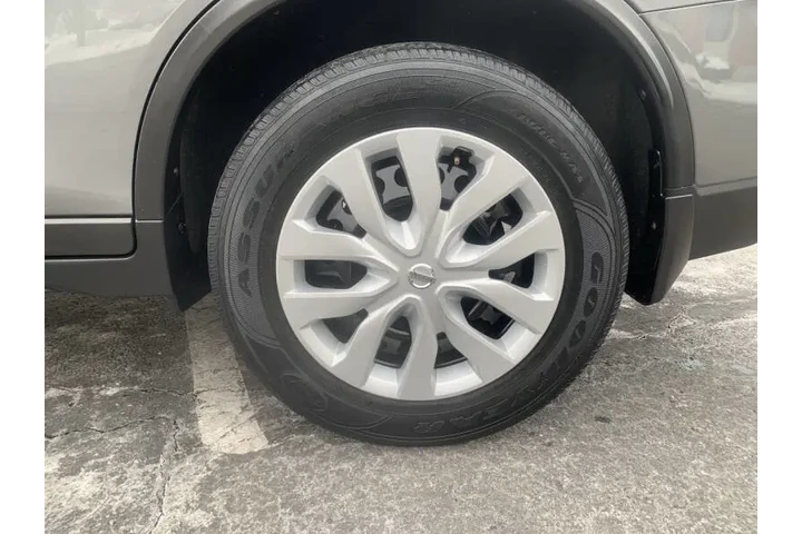 $9995 : 2018 Rogue S image 6