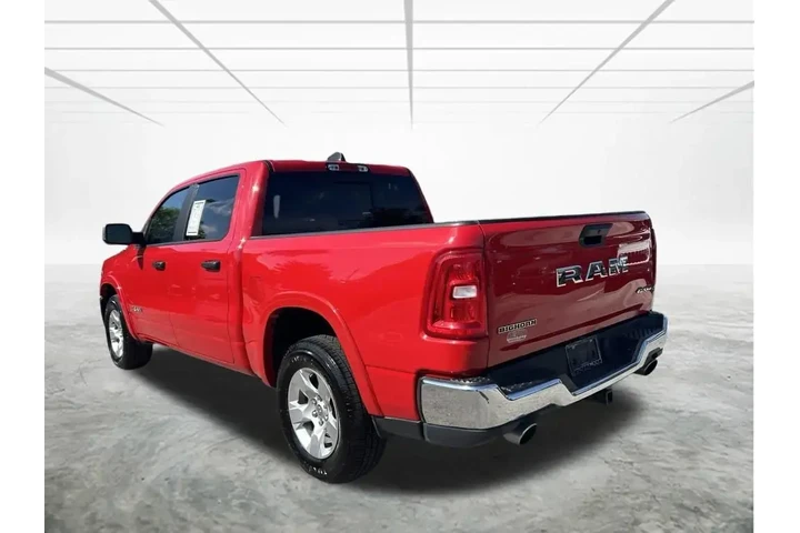 $30359 : Ram 1500 2025 4x4 Big Horn 4 image 6