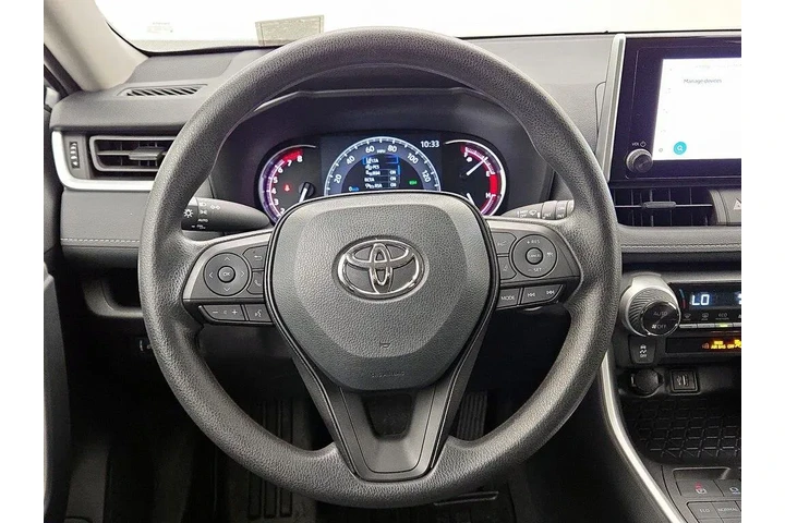 $34998 : Toyota RAV4 2025 AWD XLE 4dr image 10