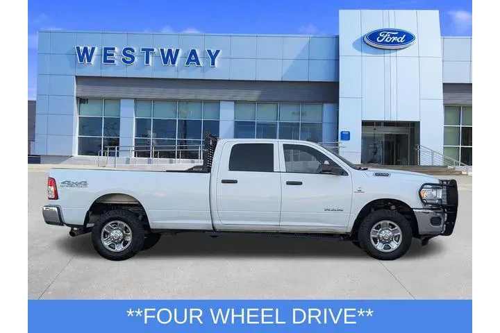 $34273 : Ram 2500 2022 4x4 Tradesman image 2