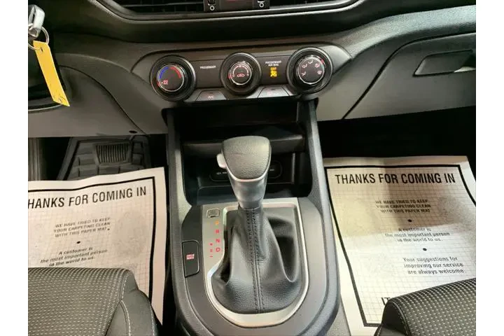 $18789 : Kia Forte 2020 FE 4dr Sedan image 7