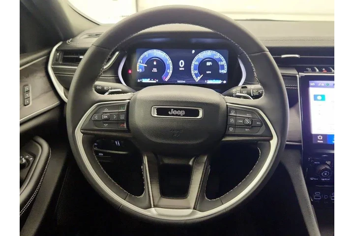 $38998 : Jeep Grand Cherokee 2024 4x4 image 10