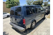 $4000 : 2003 Chevy Astro thumbnail