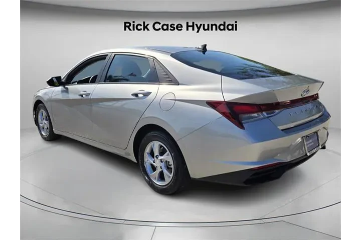 $15995 : Hyundai ELANTRA 2023 SE 4dr image 7