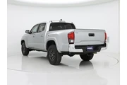 $32998 : Toyota Tacoma 2022 4x2 SR5 V thumbnail