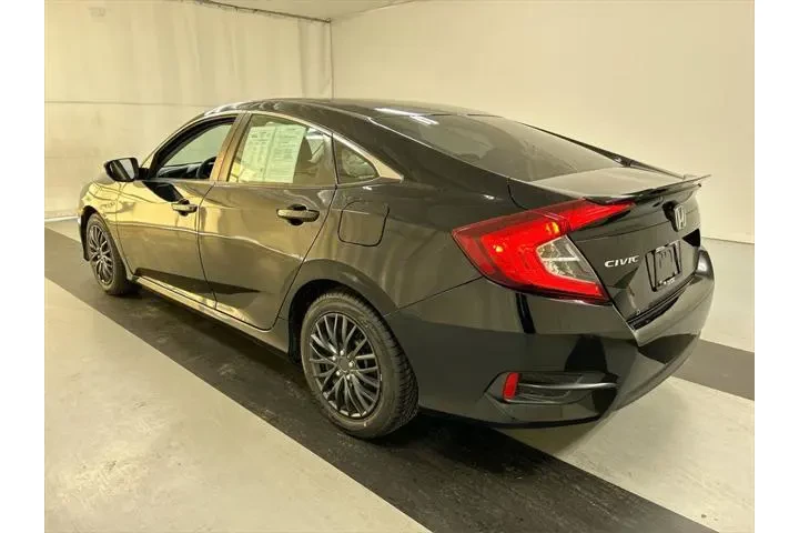 $13111 : Honda Civic 2016 LX 4dr Seda image 7