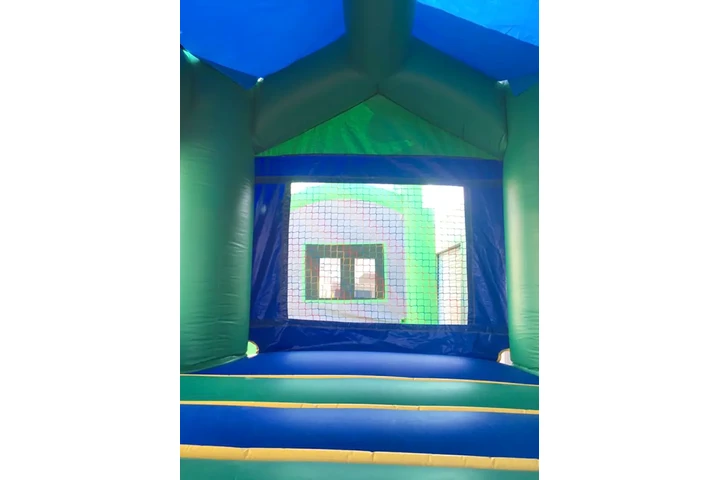 Renta de Jumpers image 5