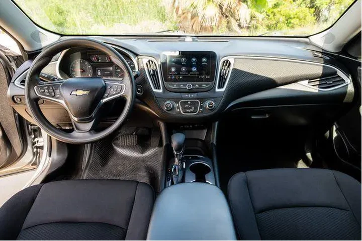 $17347 : Chevrolet Malibu 2023 LS Fle image 7