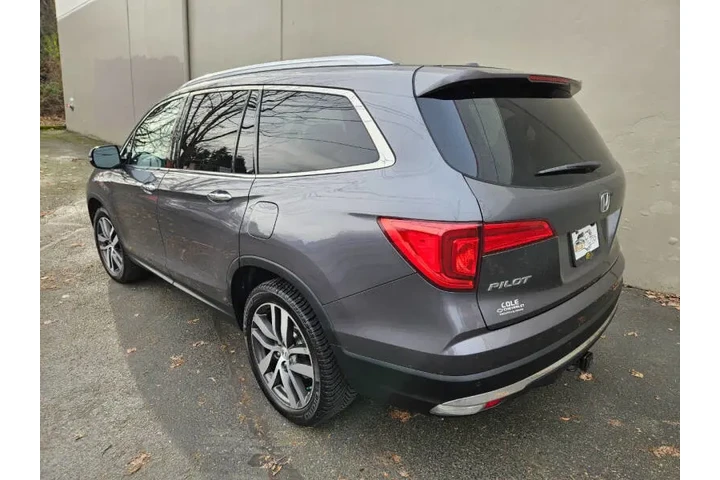 $12999 : 2016 Pilot Touring image 5