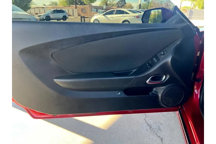 2015 Camaro 1LT Coupe image 10