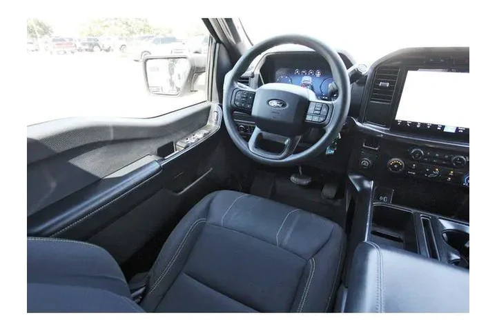 $37300 : Ford F-150 2024 4x2 STX 4dr image 8