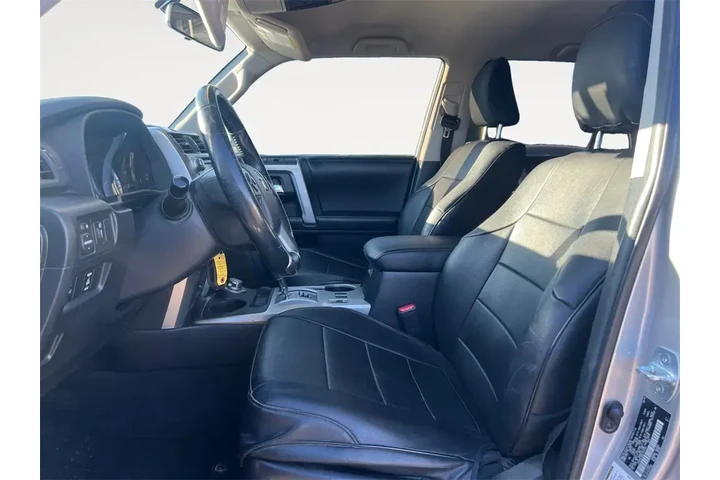 $20000 : Toyota 4Runner 2014 AWD Limi image 3