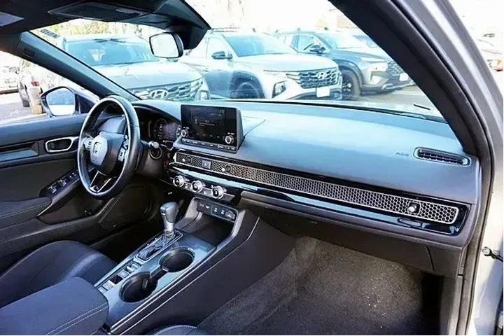 $24997 : Honda Civic 2025 Sport 4dr S image 10