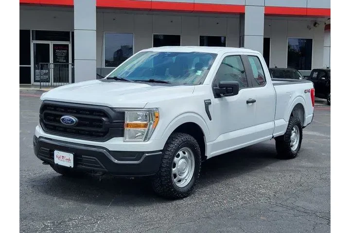 $33000 : Ford F-150 2022 4x4 XL 4dr S image 7