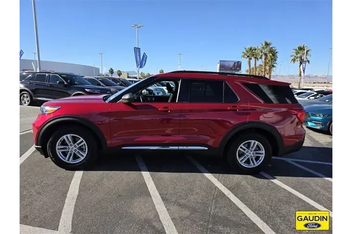 $28980 : Ford Explorer 2023 XLT 4dr S image 4