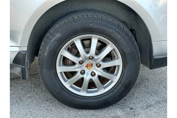 2009 PORSCHE CAYENNE SPORT UT image 3