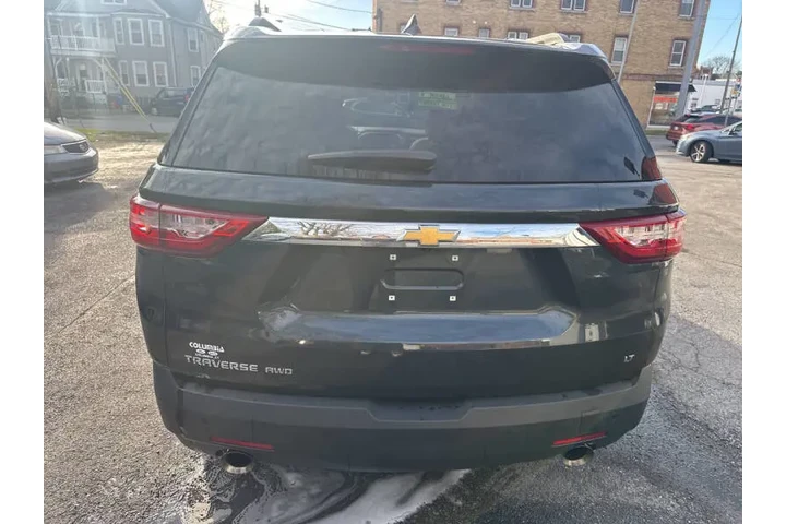 $15995 : 2019 Traverse LT Cloth image 5