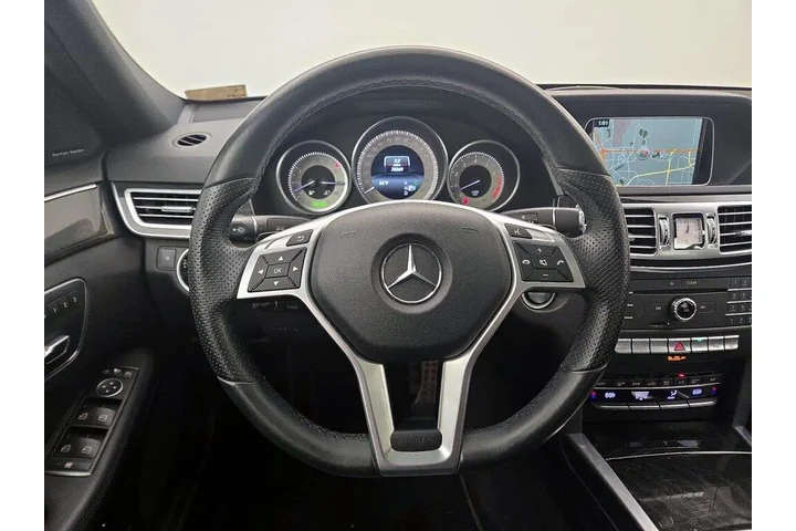 $17998 : Mercedes-Benz E-Class 2016 E image 10
